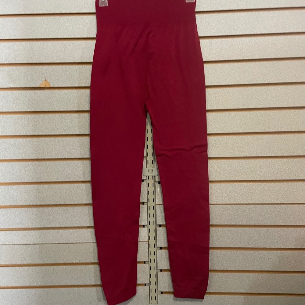 Ninexis High Waisted Leggings Crimson Red Seamless Activewear Size M New
